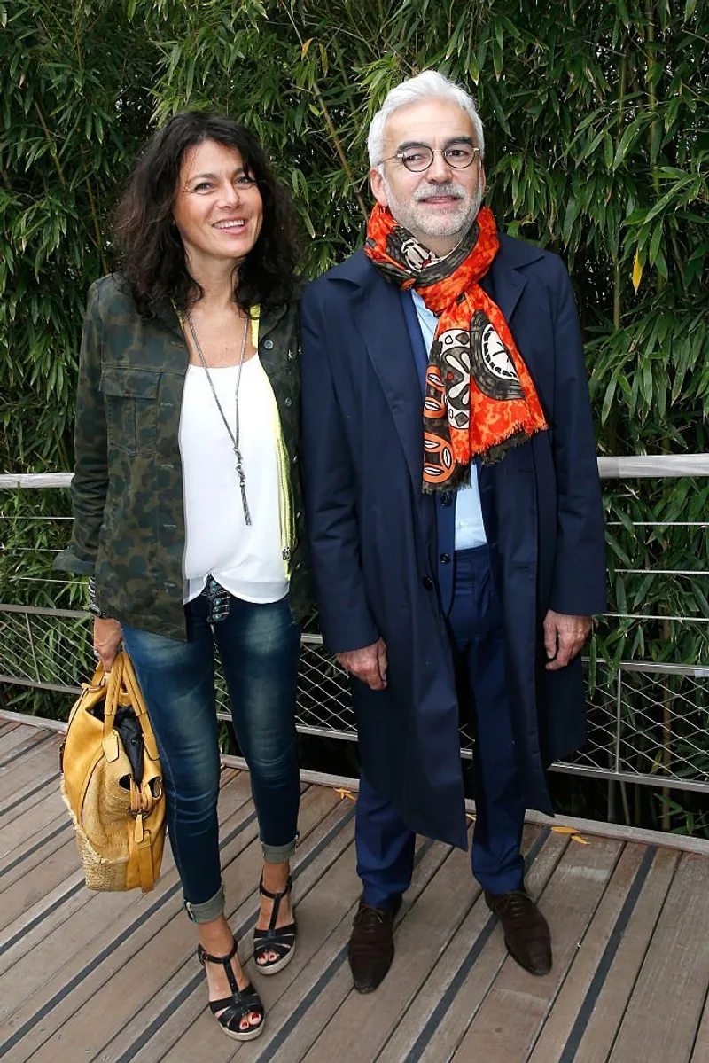 Pascal Praud et sa compagne Catherine le 4 Juin 2016 à Paris. | Photo : Getty Images