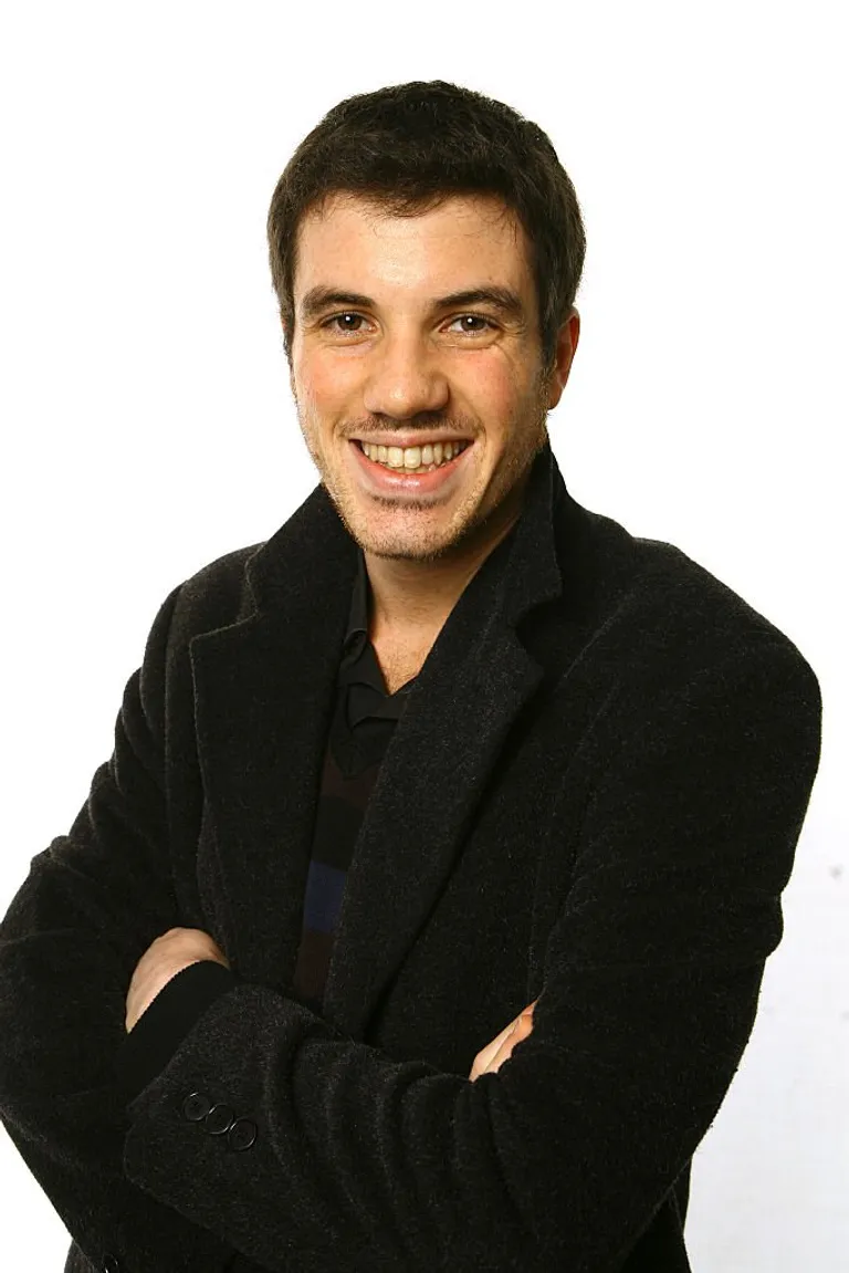 Vincent Fernandel à l'ouverture de l '"Institut Cellusonic" à Paris. | Photo : Getty Images