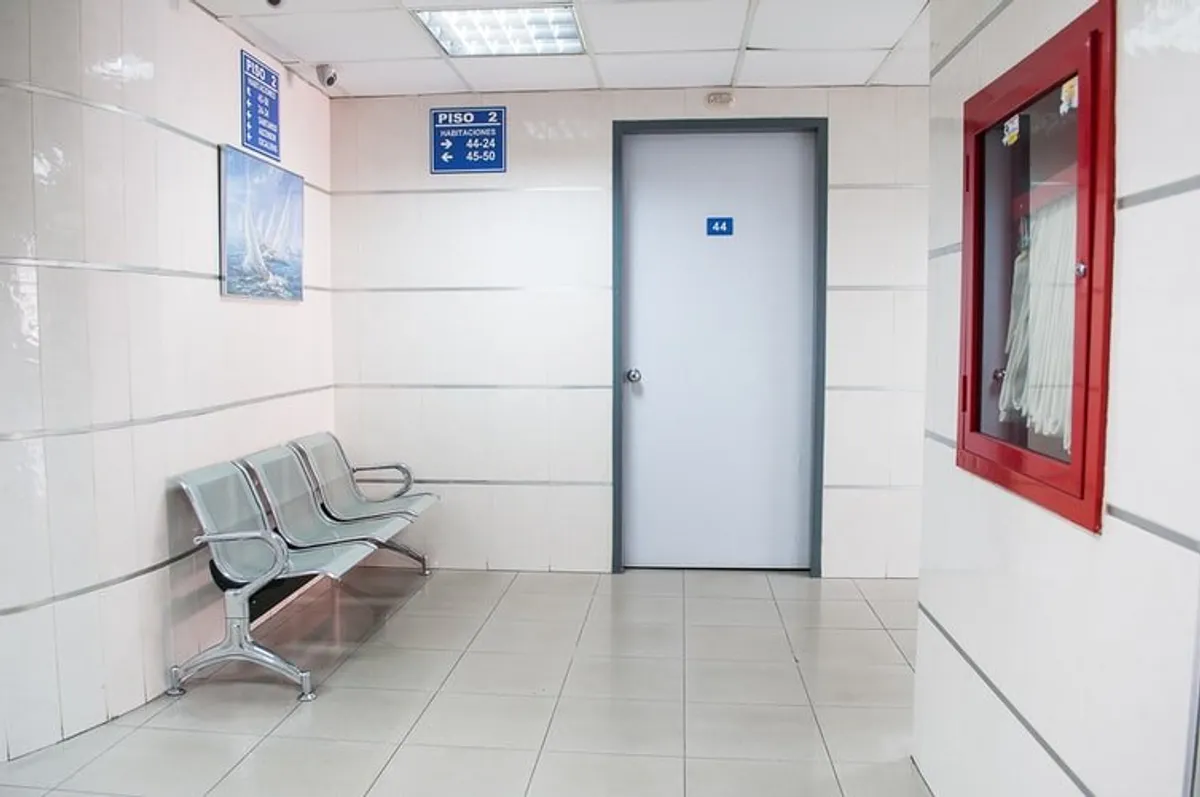 Salle d'attente dans un hôpital. | Photo : Unsplash