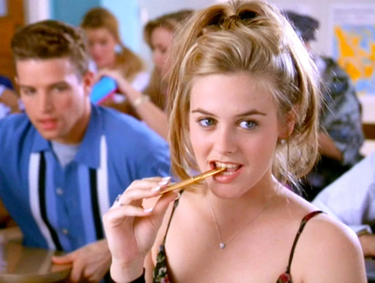 Alicia Silverstone dans le rôle de Cher Horowitz dans Le film "Clueless". | Photo : Getty Images