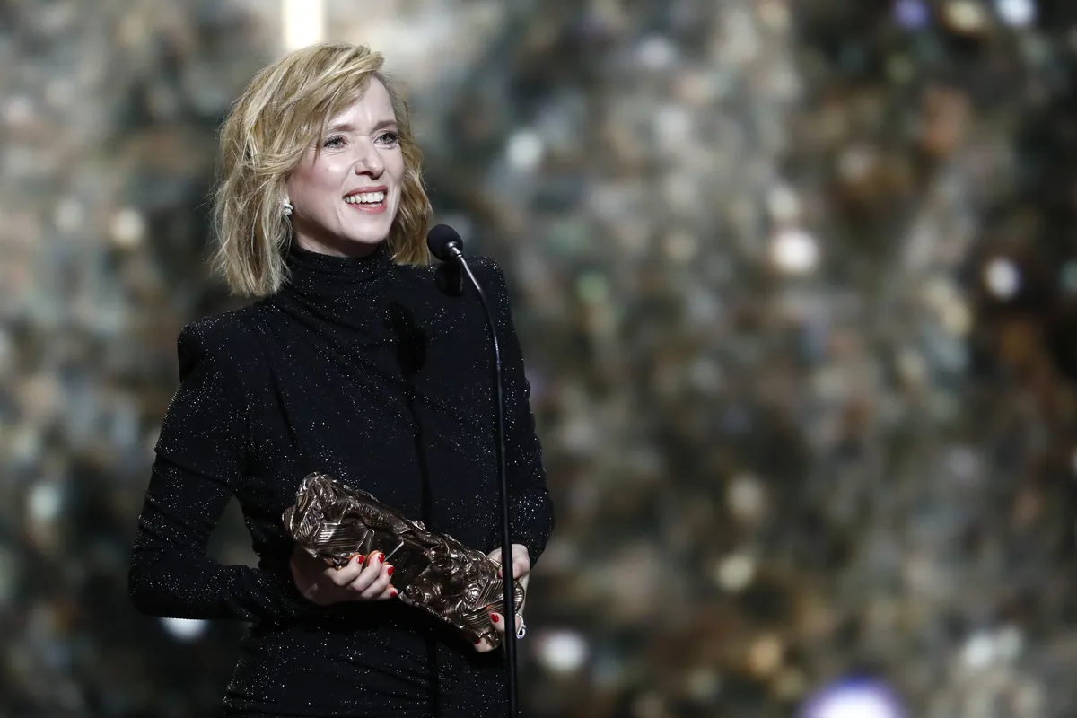 Lea Drucker sur scène lors des Cesar Film Awards 2019 à la Salle Pleyel le 22 février dernier à Paris, France. | Photo : Getty Images