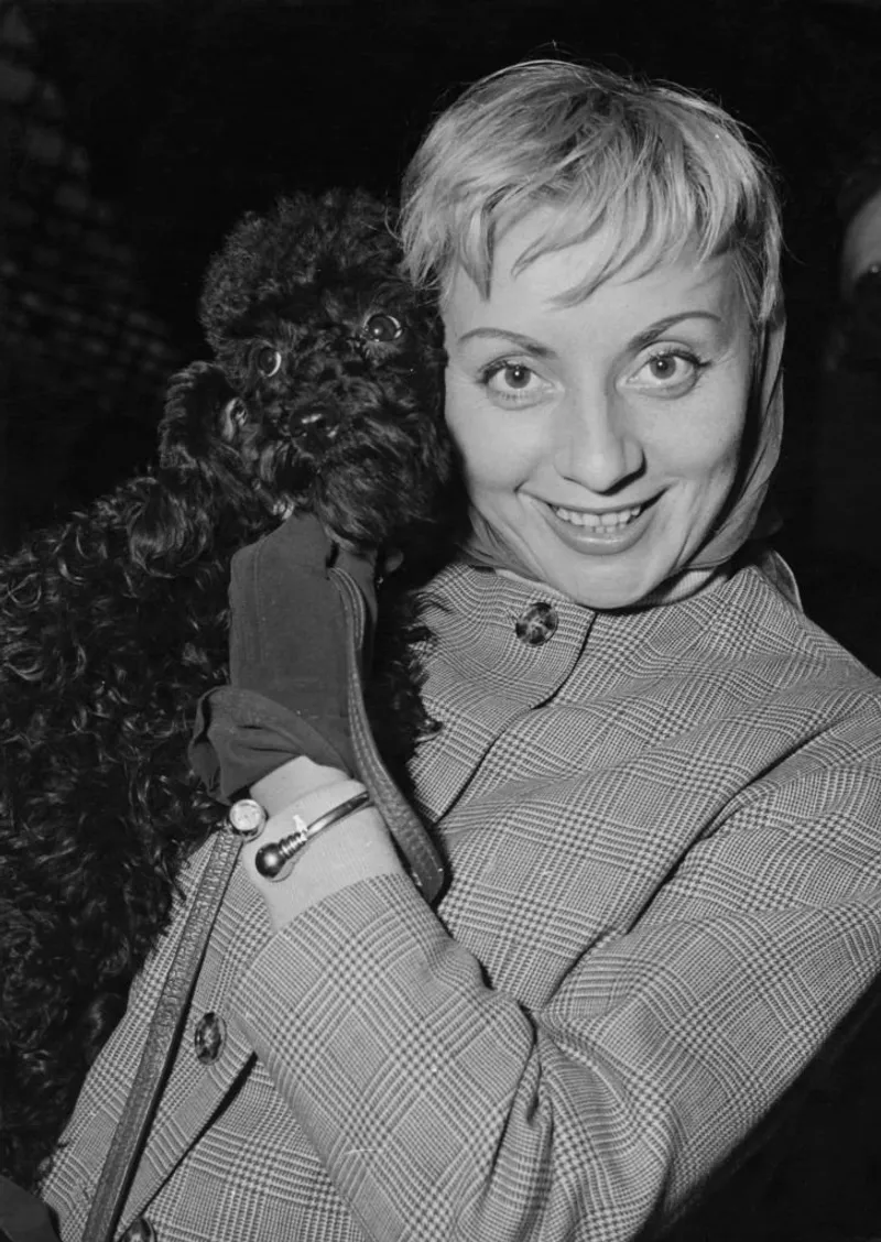 Annie Cordy à Paris en 1957. l Source : Getty Images
