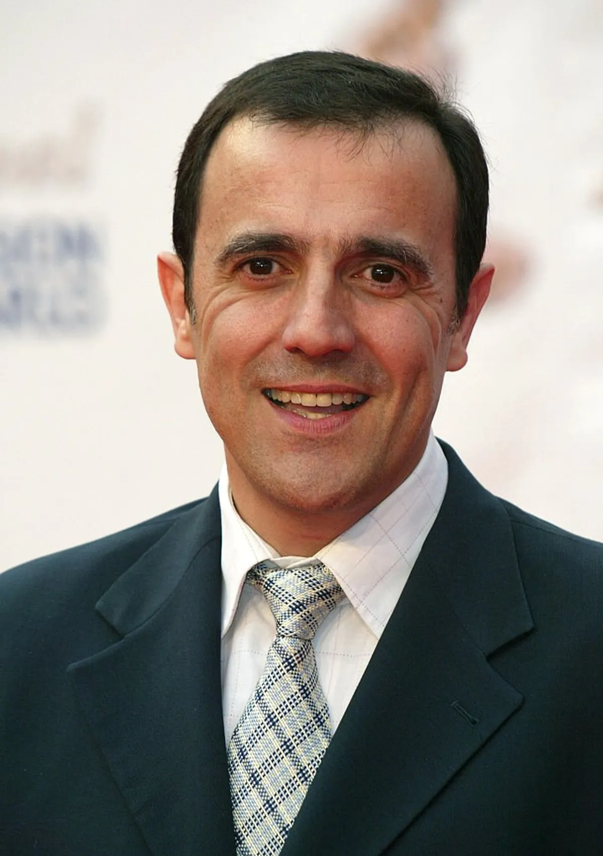Le présentateur Thierry Beccaro. | Photo : Getty Images.