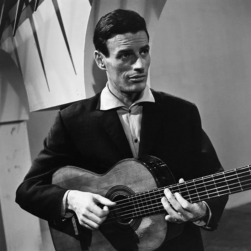 Le chanteur Jean Ferrat | Photo : Getty Images