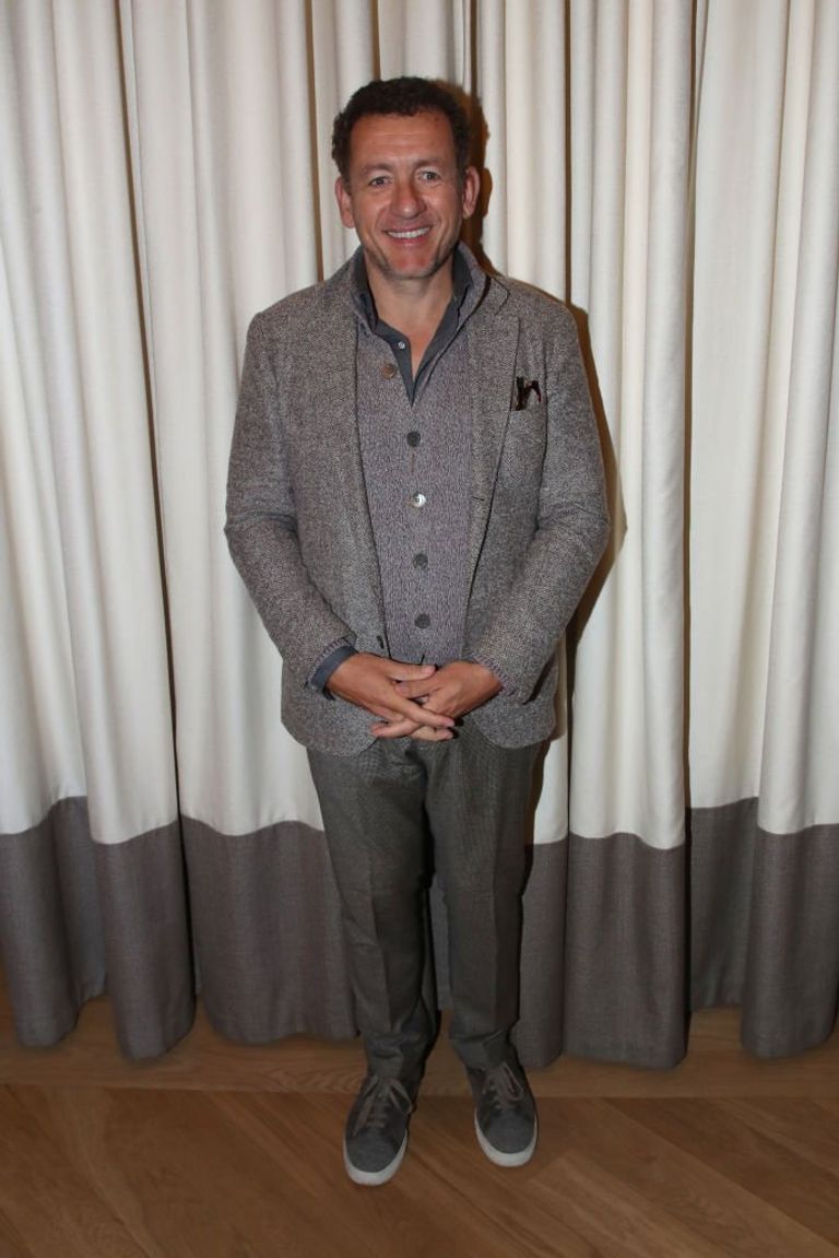 Dany Boon assiste au Prix Line Renaud - Loulou Gaste 2020-2021 pour la recherche médicale à la Maison de la Recherche le 15 novembre 2021 à Paris, France. | Photo : Getty Images