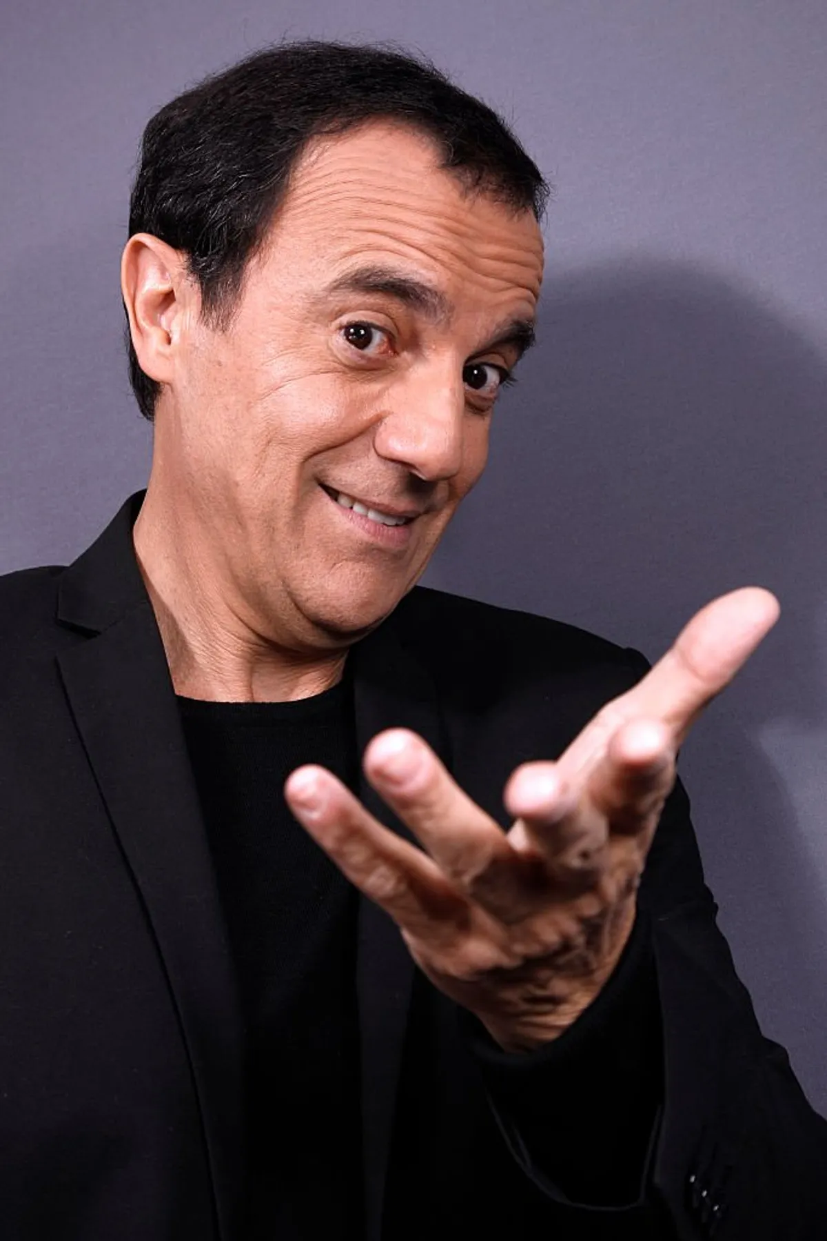 L'animateur Thierry Beccaro. | Photo : Getty Images
