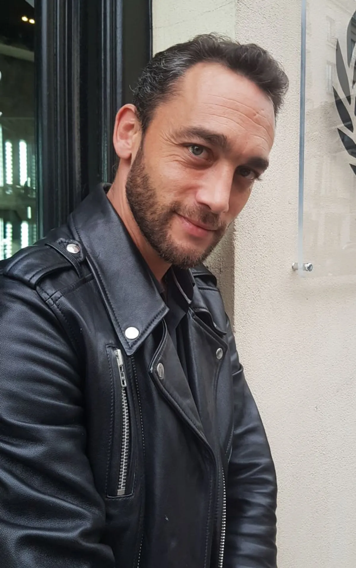 Le chanteur Jean-Baptiste Guégan | Photo : Getty Images