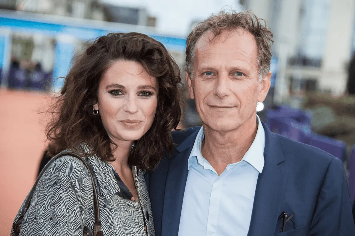 Les acteurs Pauline Cheviller et Charles Berling arrivent à la cérémonie de clôture du 43ème Festival du Film Américain de Deauville le 9 septembre 2017 à Deauville, France. | Photo : Getty Images