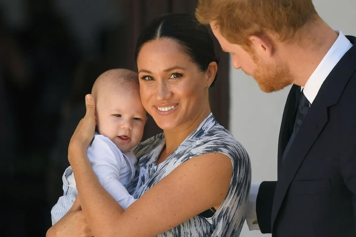  Le prince Harry, Meghan et leur petit garçon Archie Mountbatten le 25 septembre 2019. | Photo : Getty Images