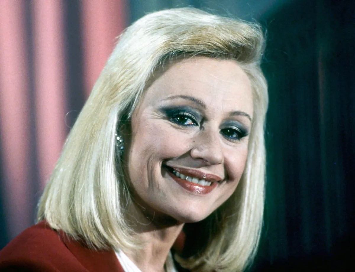 Portrait de la chanteuse italienne Raffaella Carra, Madrid, Espagne, 1995. | Photo : Getty Images