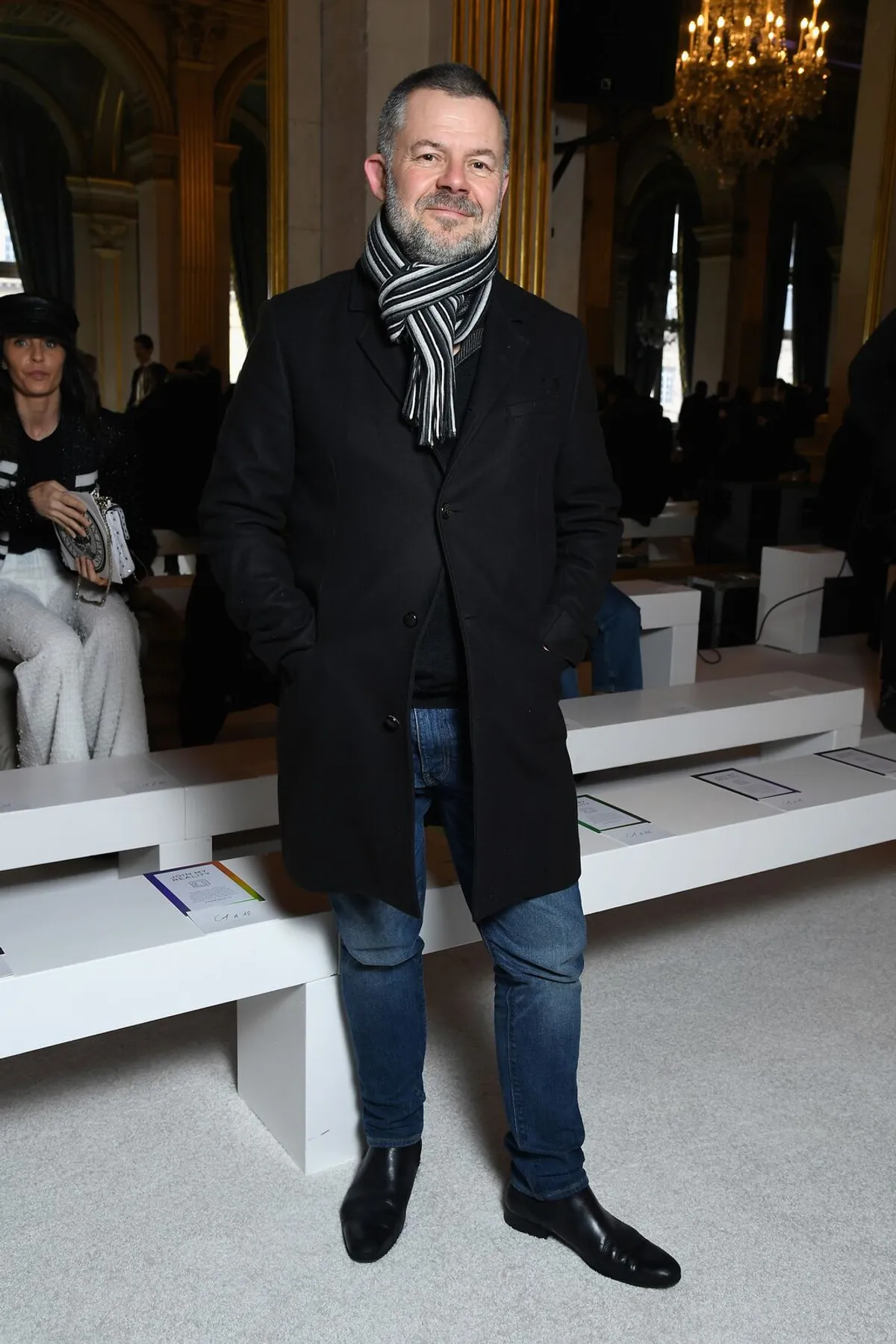 Eric Naulleau assiste au défilé Balmain dans le cadre de la Fashion Week de Paris Automne / Hiver 2018/2019 à Paris, France. | Photo : Getty Images