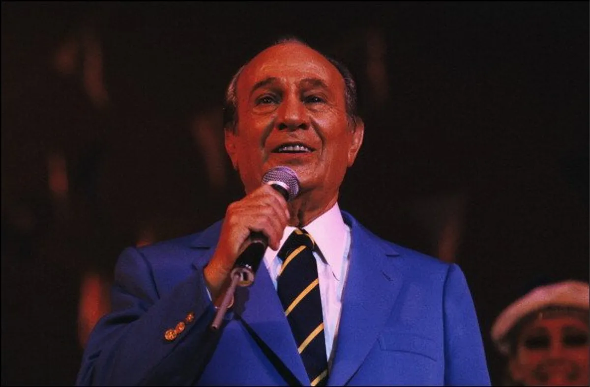 Soirée Tino Rossi à Paris, France le 10 novembre 1982 - Tino Rossi. | Photo : Getty Images