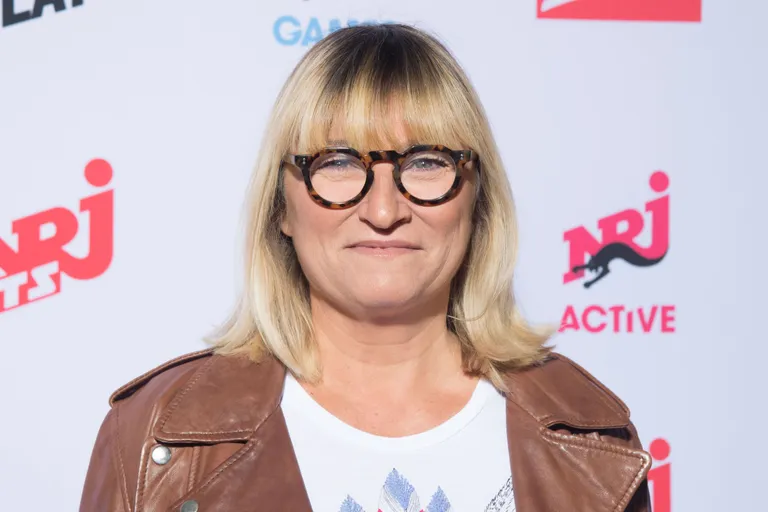 Christine Bravo assiste à la conférence de presse de la NRJ pour annoncer leur programme pour 2017/2018 le 21 septembre 2017 à Paris, France. | Photo : Getty Images
