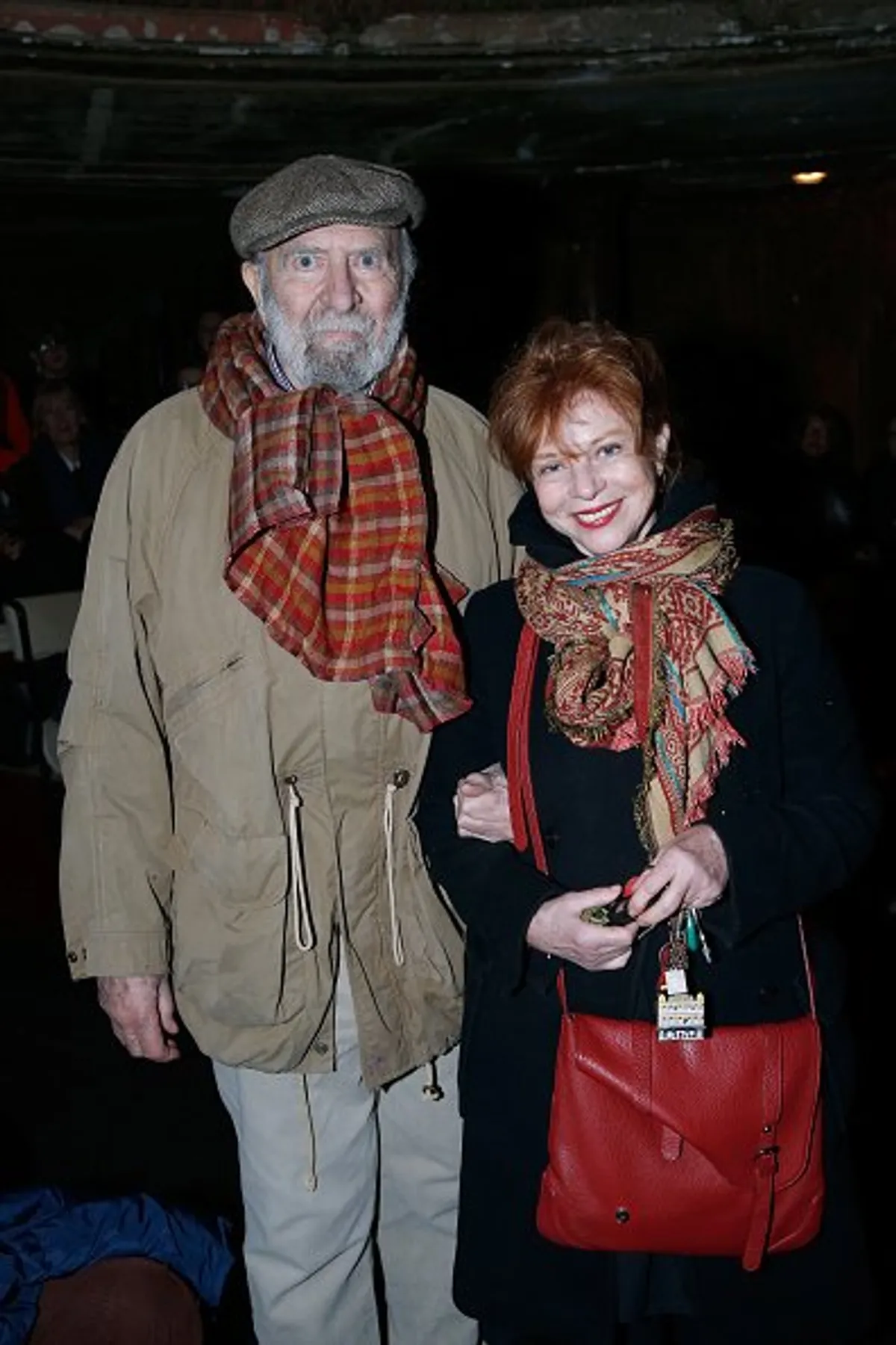 ean-Pierre Marielle et sa femme Agathe Natanson assistent à Gérard Depardieu chante Barbara. | Photo : Getty Images
