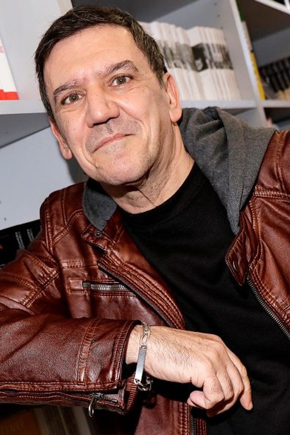 Christian Quesada pose lors d'une séance de portrait le 16 mars 2019. | Photo : Getty Images