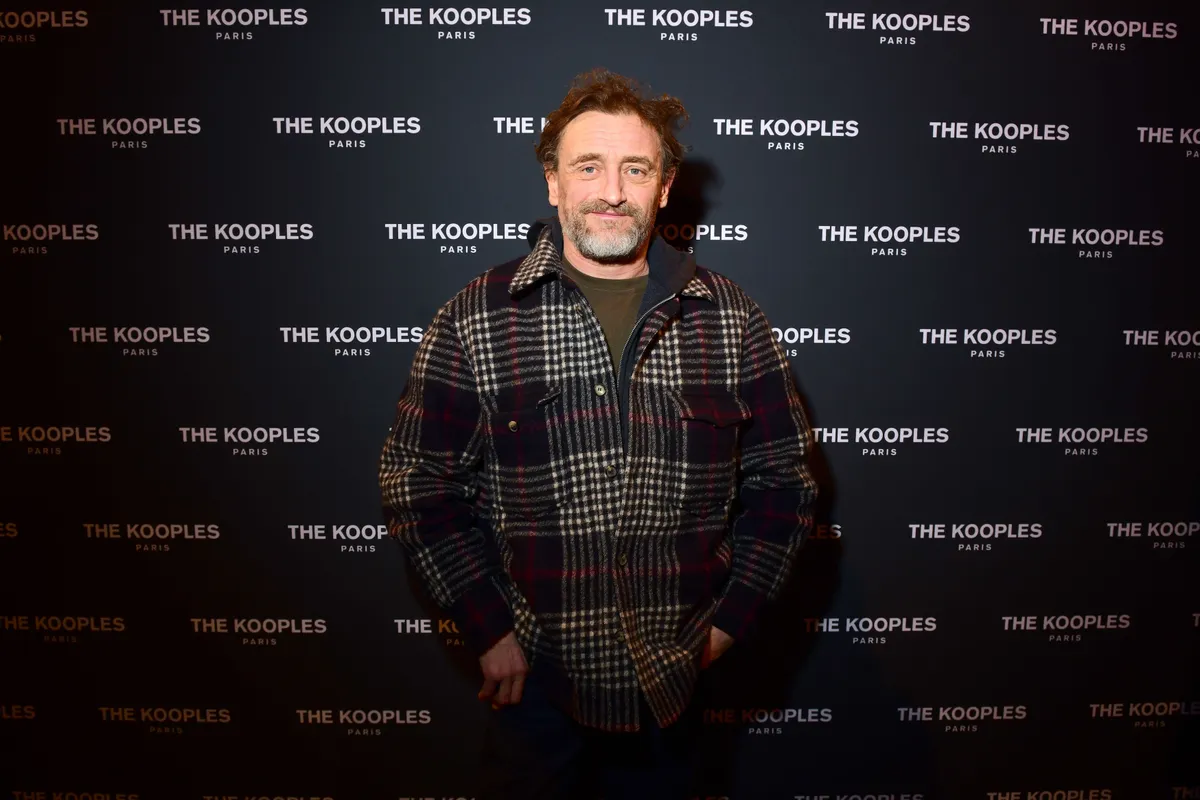 Jean-Paul Rouve assiste à la Nuit Magique des Peuples présentée par Kooples le 08 janvier 2020 à Paris, France. | Photo : Getty Images