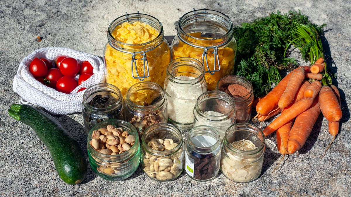6 Easy Ways To Reduce Processed Foods Without Feeling Deprived