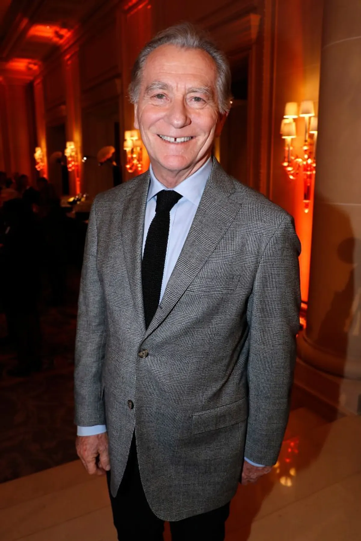 William Leymergie assiste au Gala de bienfaisance "Stethos d'Or 2019" de la Fondation pour la recherche en physiologie le 11 mars 2019 à Paris, France. | Photo : Getty Images