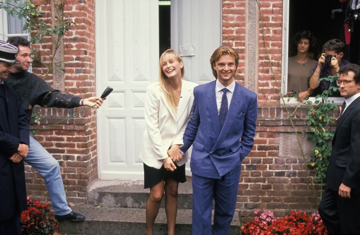 Mariage de David Hallyday, chanteur, avec le top model Estelle Lefébure le 15 septembre 1989 à Freneuse-sur-Risle, France. | Photo : Getty Images