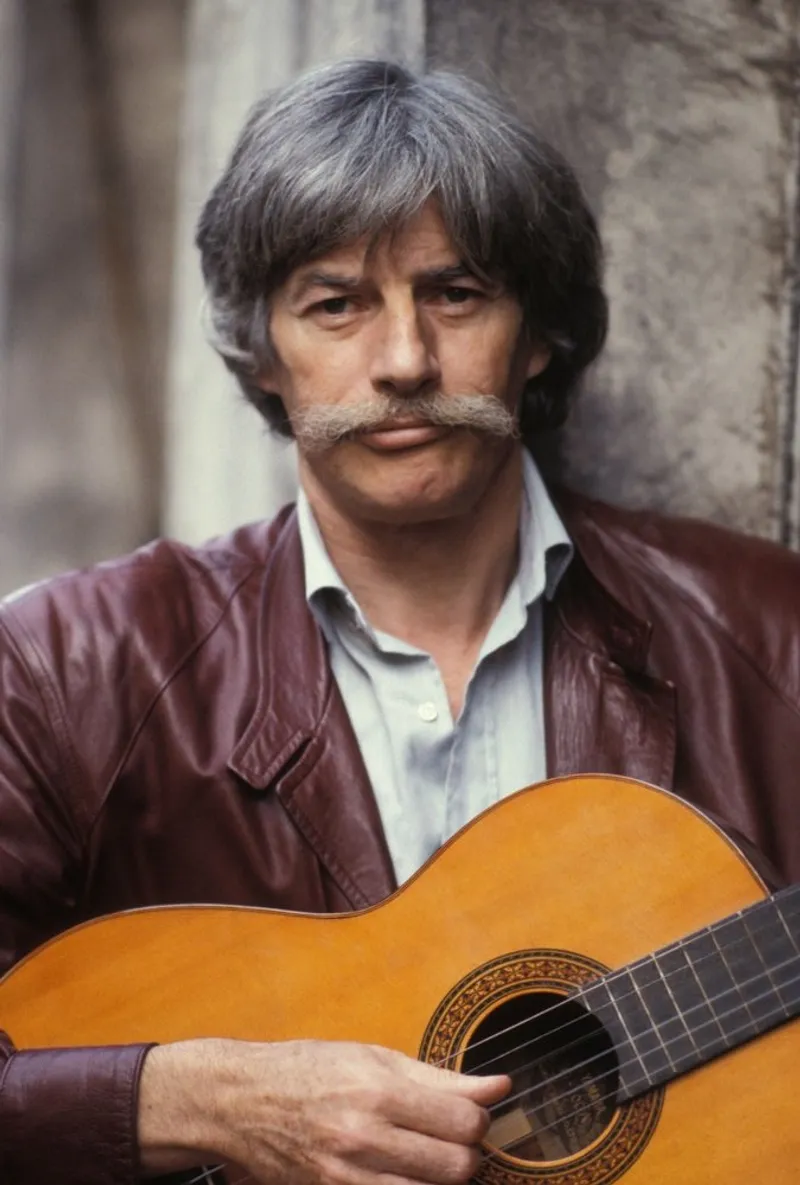 Le chanteur Jean Ferrat | Photo : Getty Images