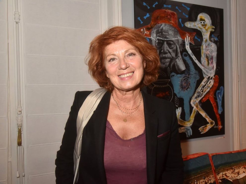 Véronqiue Genest à une exposition artistique. І Source : Getty Images