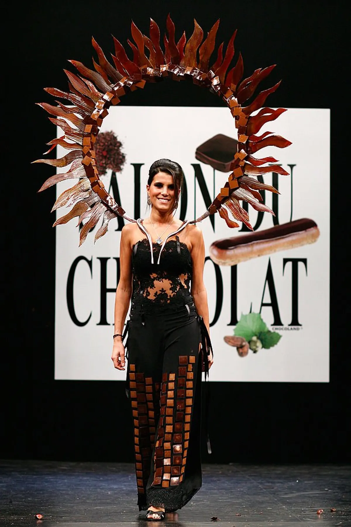 Karine Ferri au Salon du Chocolat en 2008. | Photo : Getty Images