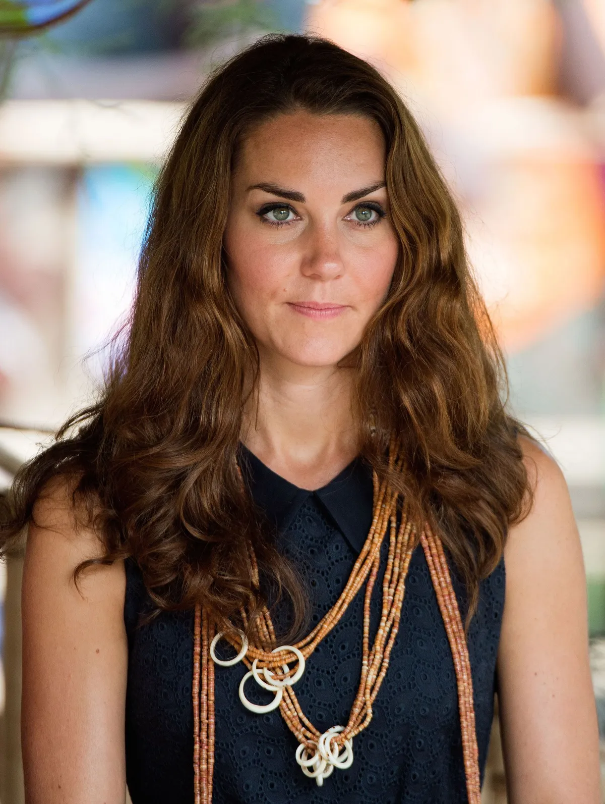 Catherine, duchesse de Cambridge visite l'île de Tuvanipupu lors de leur tournée du jubilé de diamant de l'Extrême-Orient le 17 septembre 2012 à Honiara, île de Guadalcanal. | Photo : Getty Images