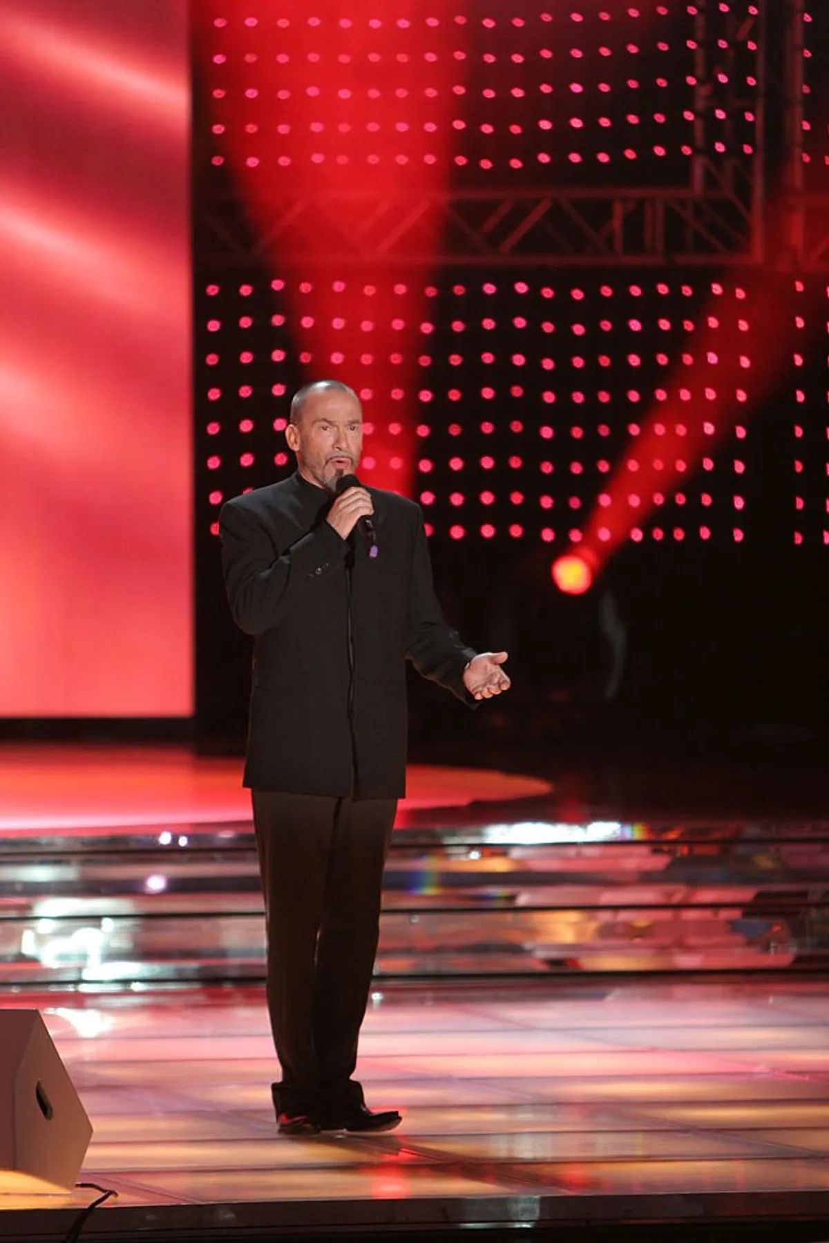 Florent Pagny à la télévision. l Source : Getty Images