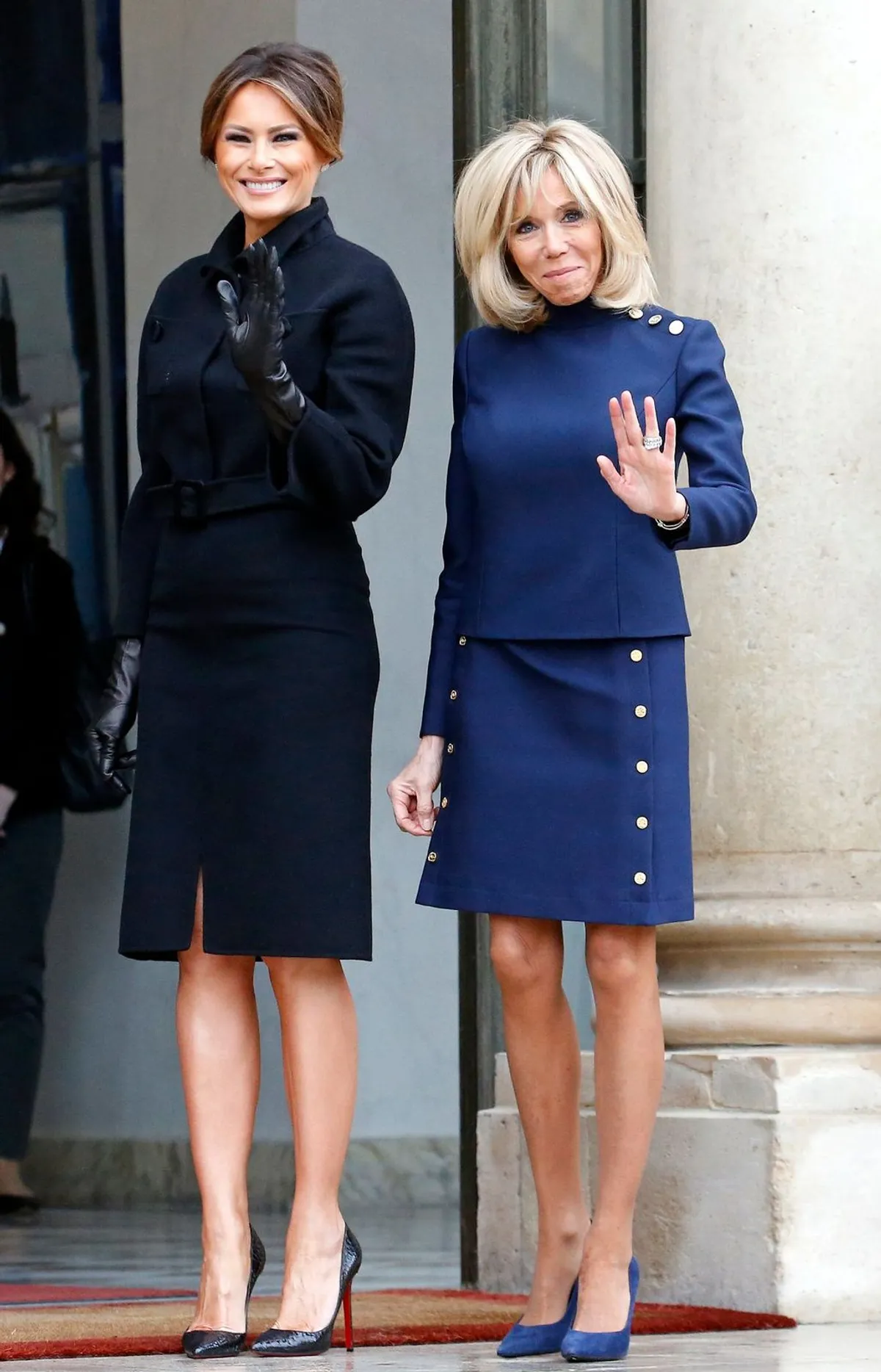 L'épouse du président français, Brigitte Macron accueille la première dame américaine, Melania Trump avant leur déjeuner avec le président américain Donald Trump et le président français Emmanuel Macron au palais présidentiel de l'Élysée, le 10 novembre 2018 à Paris, en France. | Photo : Getty Images