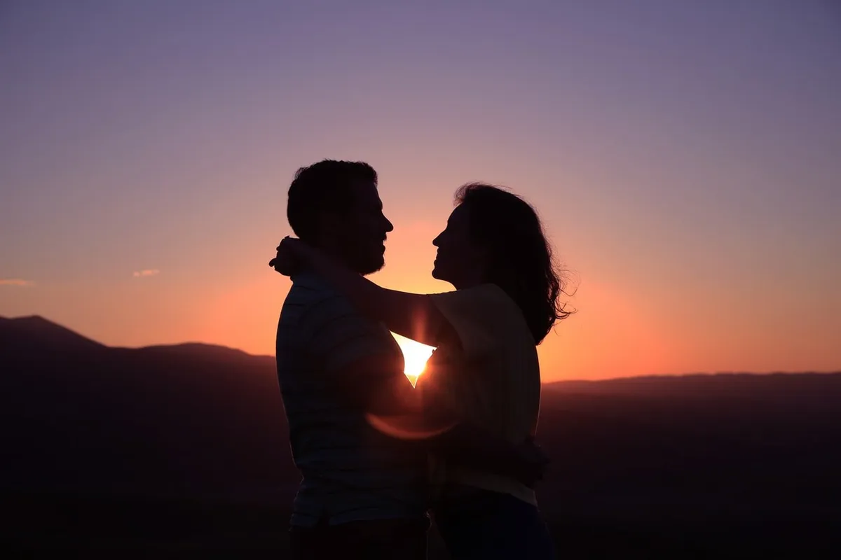 Un couple heureux. l Source : Unsplash