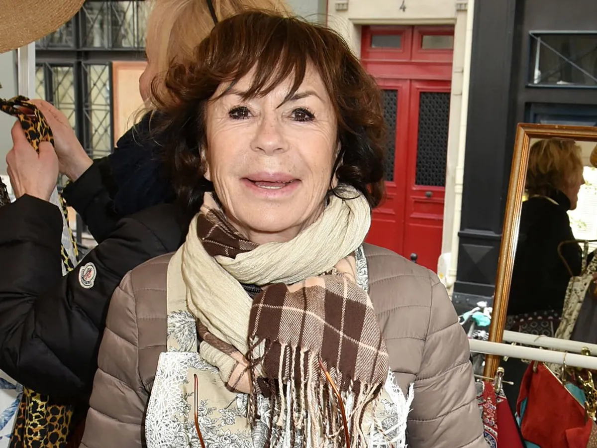 L'actrice Daniele Evenou assiste à "Zezette By Montmartre" : Défilé de mode d'Aprons Place Charles Dullin le 17 avril 2016 à Paris. | Photo : Getty Images